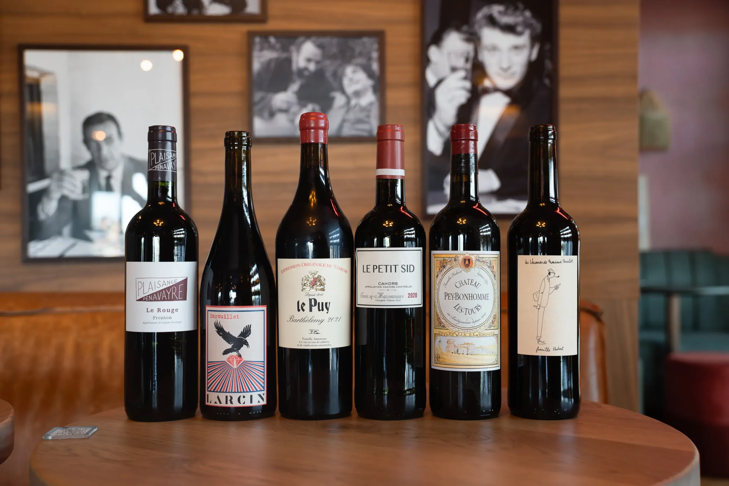 Lire la suite à propos de l’article Bars à vin à Bordeaux : où déguster